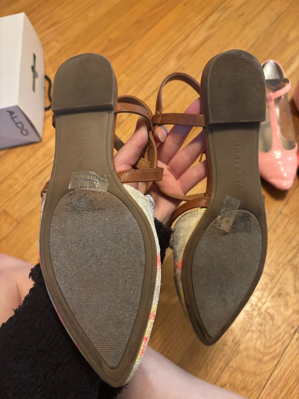 Flats - Picture 3 of 6